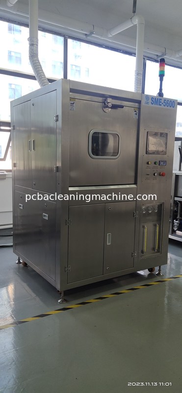 PCBA Batch Type Flux Auto Cleaning Machine Dengan Water Based Liquid Wash Dan DI Water Rinse Hot Air Blow Dry