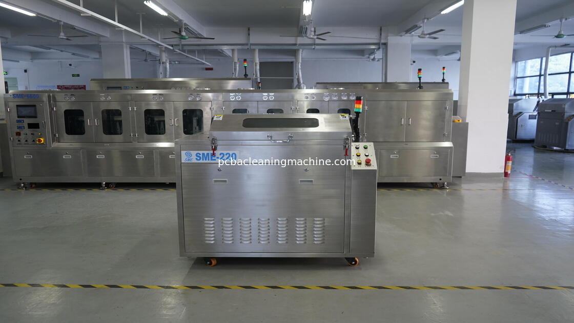 PLC Automatic Control Pallet Cleaning Machine 80L Liquid Tank Capacity Dry Time 5 To 15 Minutes For Various Pallet Types