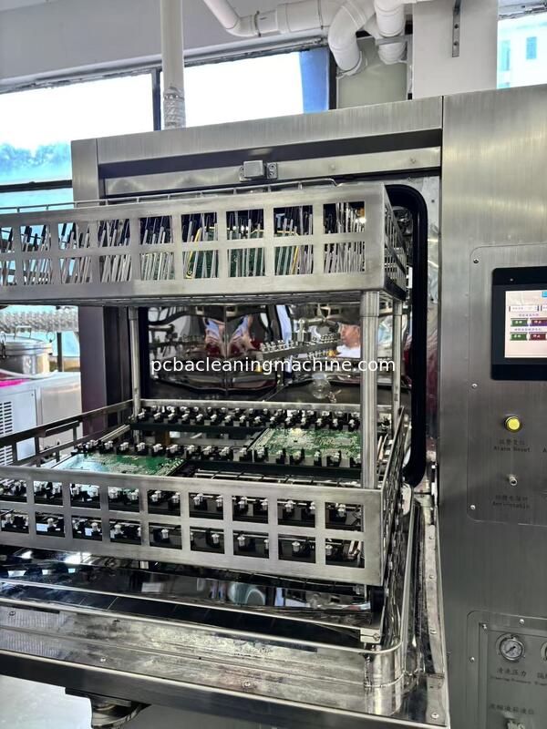 화학 세척제 SME-5600L을 사용하여 PCBA의 얼룩 제거 주요 적용 분야: 자동차 전자 PCBA, 군용 PCBA, 항공우주 PCBA, 통신 PCBA, 의료 기기 PCBA, 디지털 미터 PCBA, 기계