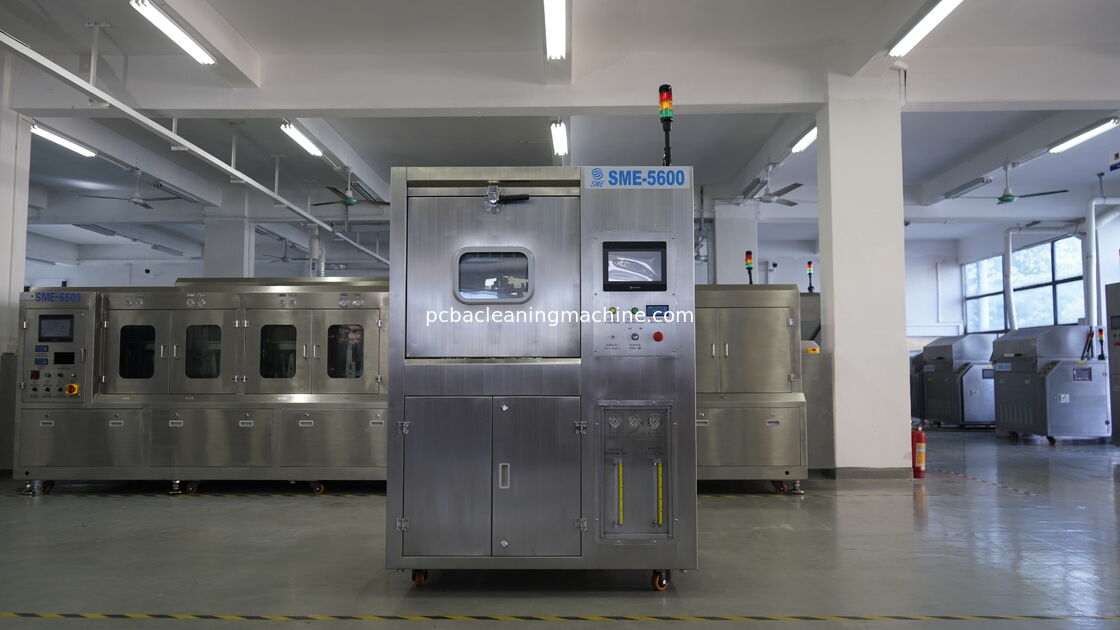Gaz Basınç Aralığı 0.4-0.6Mpa PCB Temizleme Makinesi Temizleme Süreci Elektronik Montaj Hatları İçin Temizleme Sonuçlarını Garanti Eder
