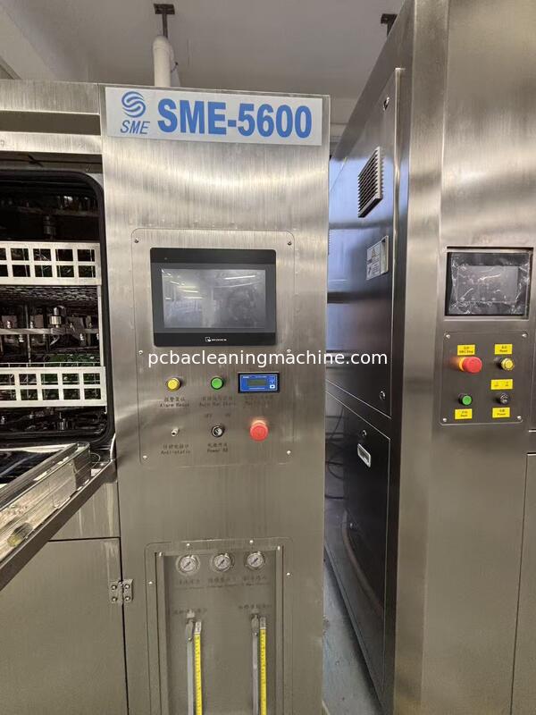 PCB 두께 0.5 ~ 3.0mm SME-5600L PCB 청소 기계 자동화 청소 장비 회로 보드 처리를 보장
